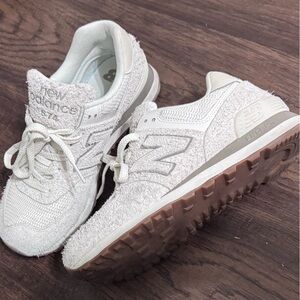 New Balance 574 Women's Cream Sneakers